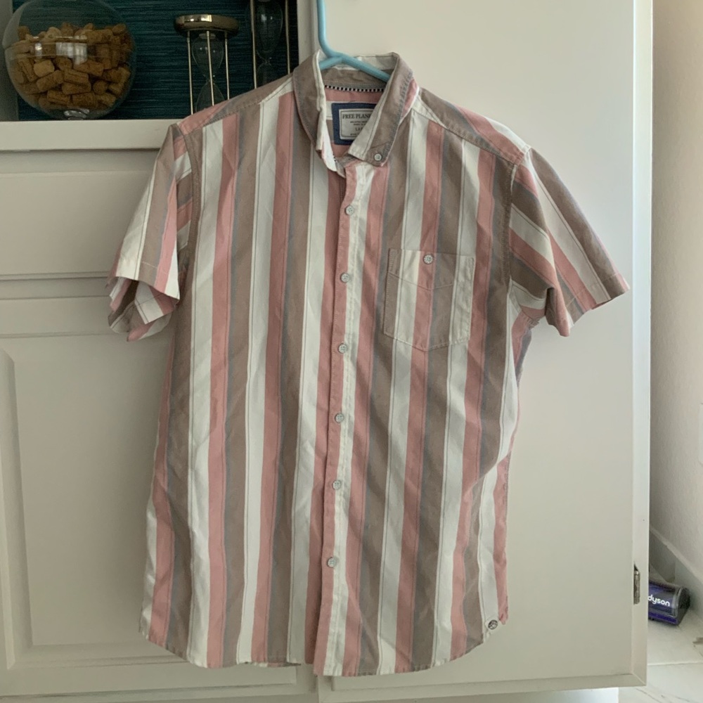 Men’s Striped Button-down Shirt